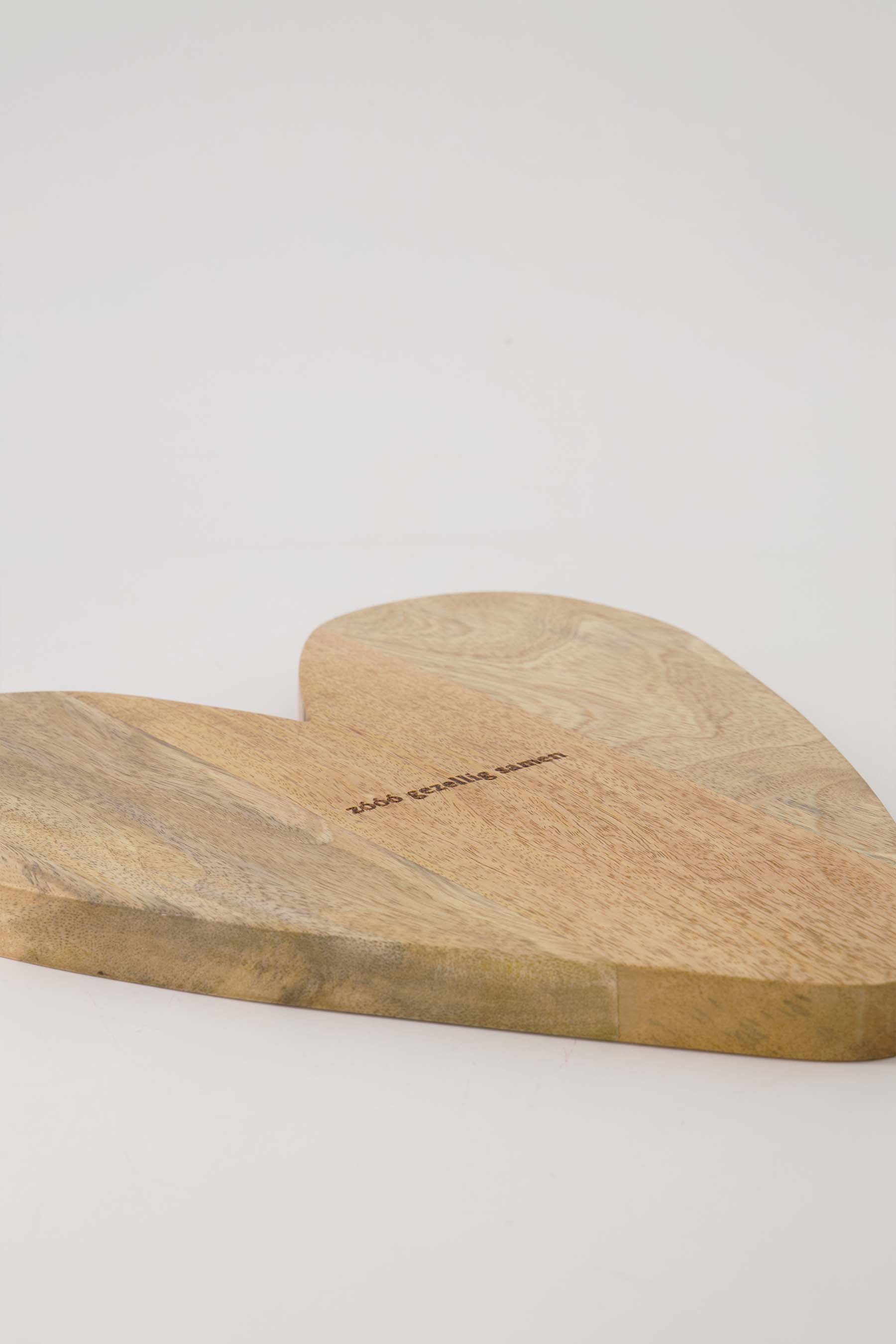 serveerplank hout hartje naturel