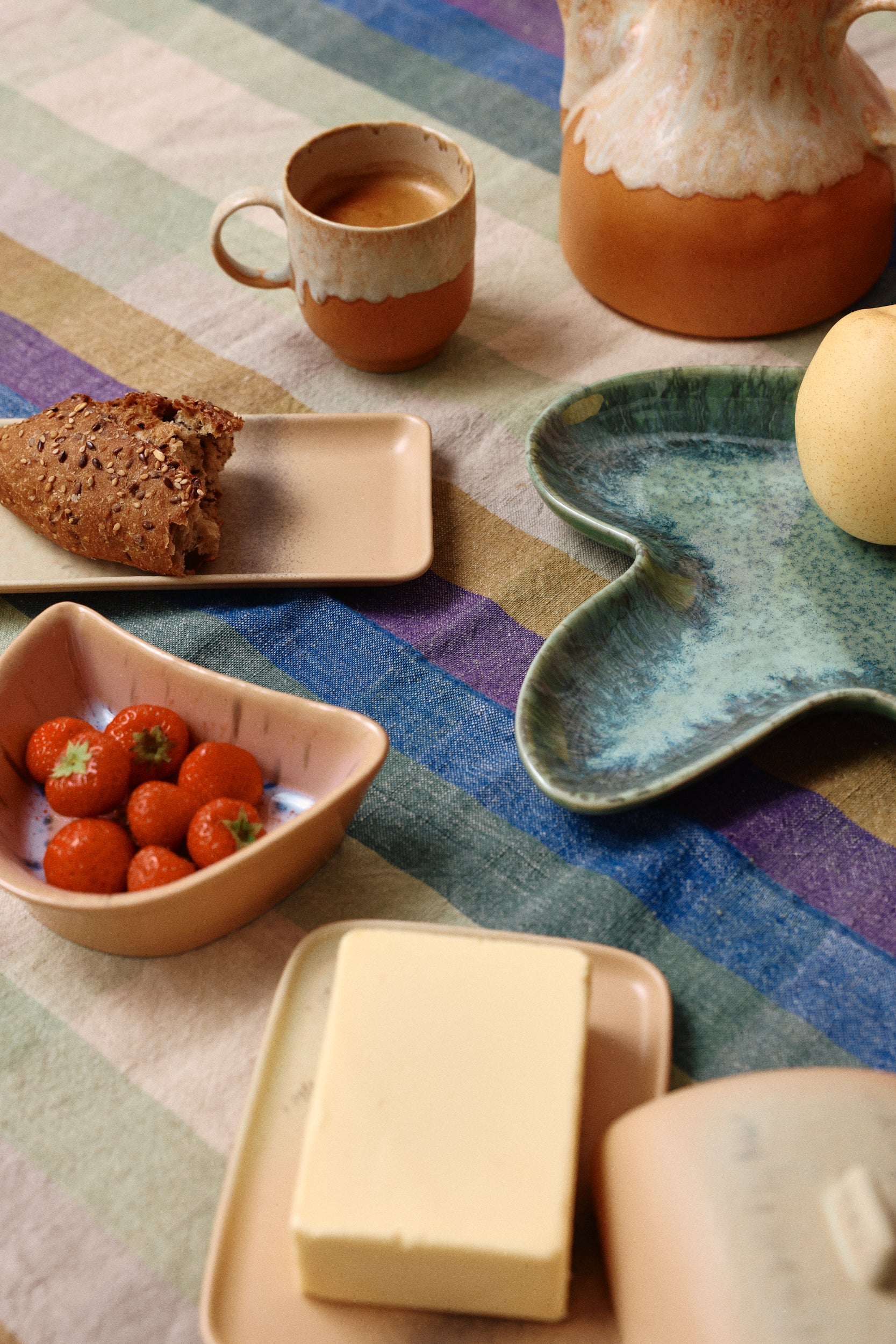 70s ceramics: small tray breeze