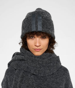 soft knit beanie I antra melee