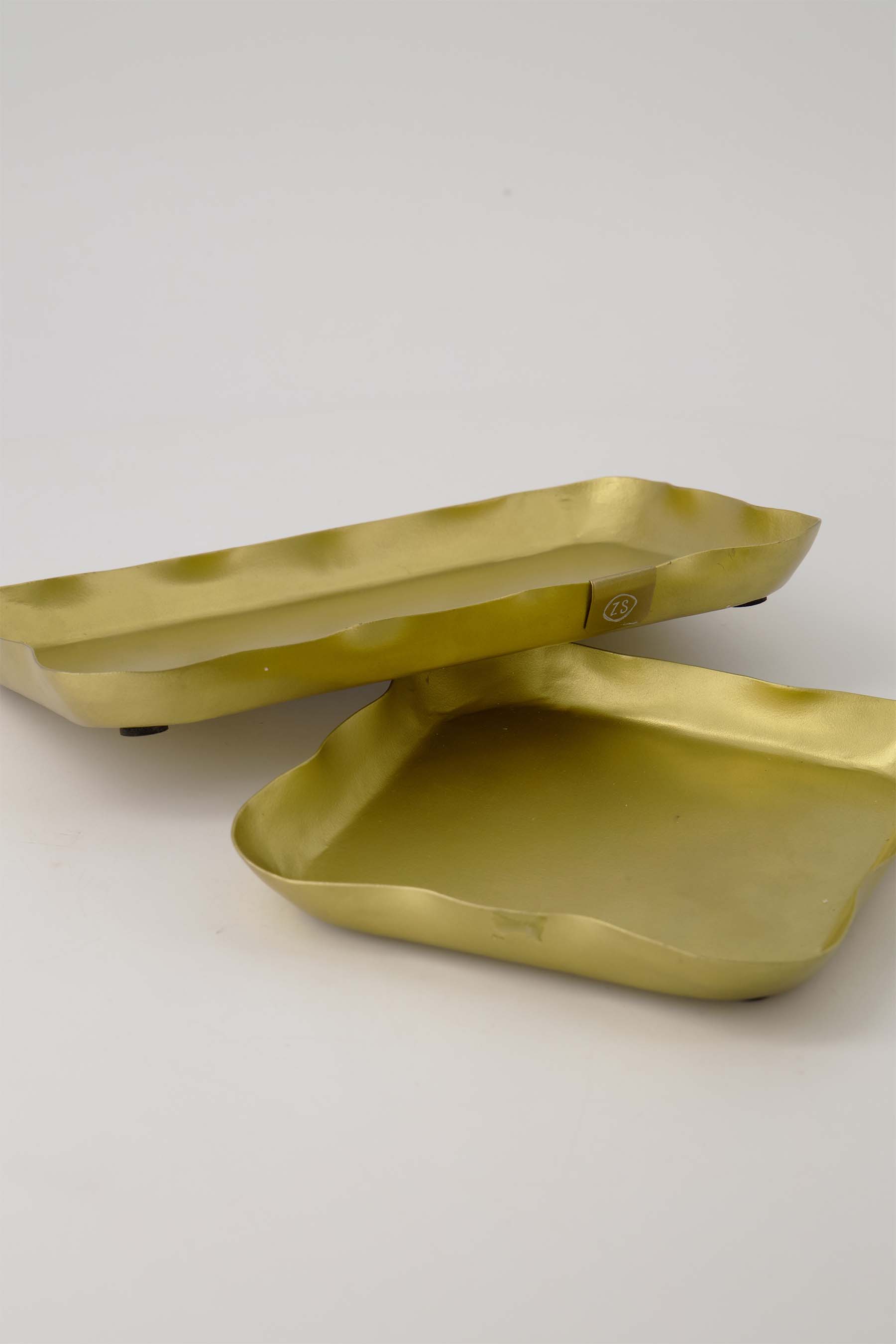 servethouder metaal vierkant goud