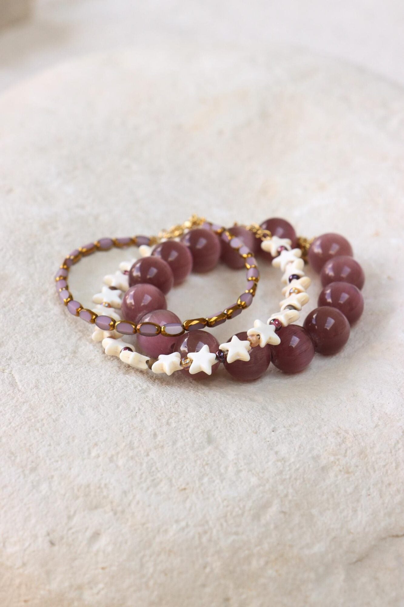 Lilac glow bracelet gold