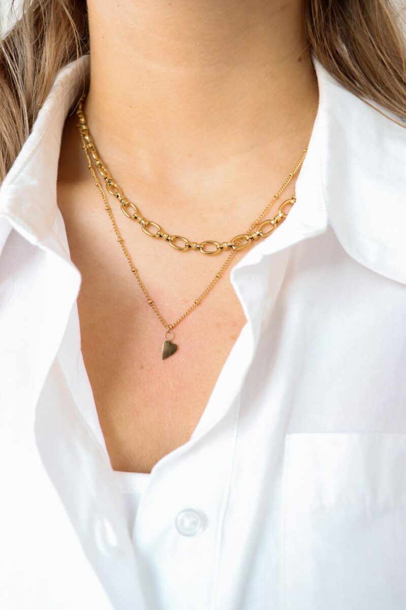 Heart necklace gold