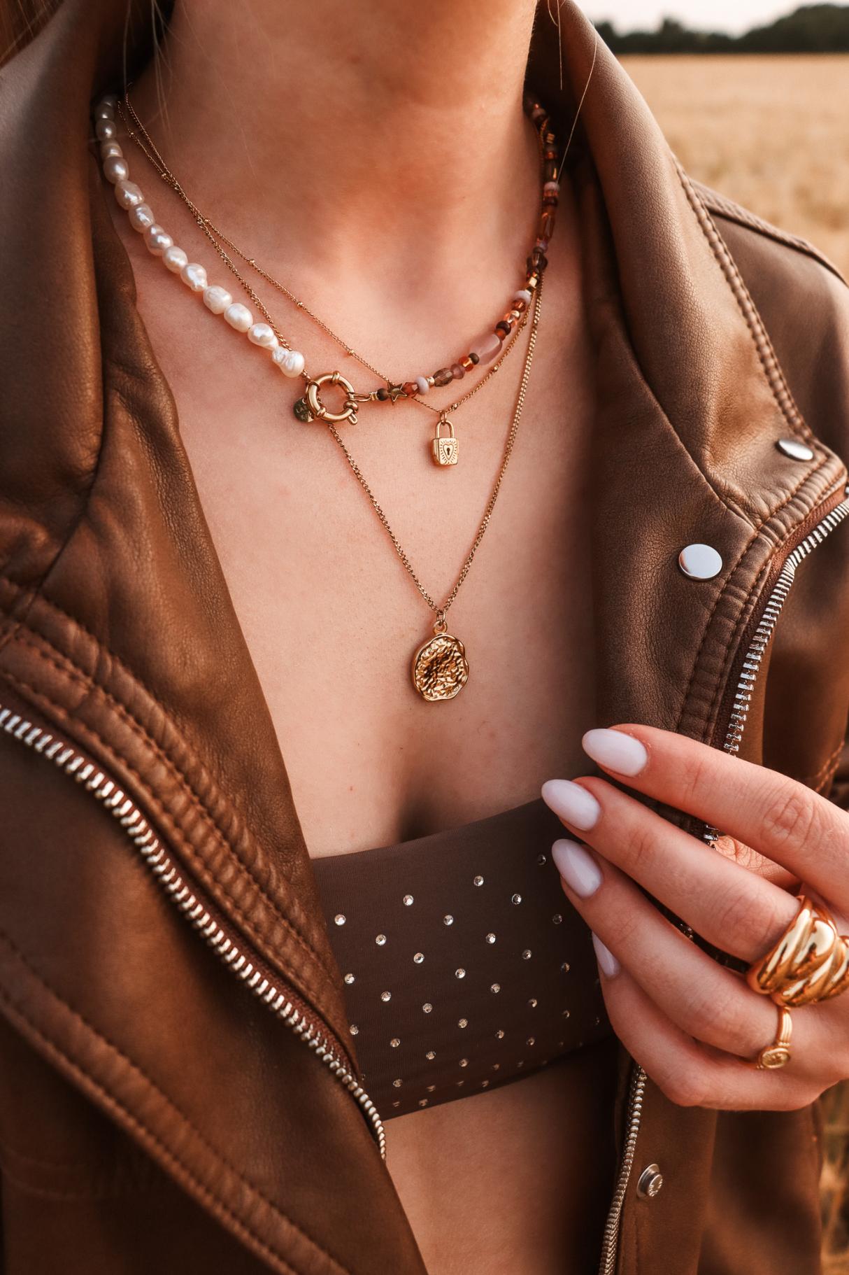 Lock of love necklace gold