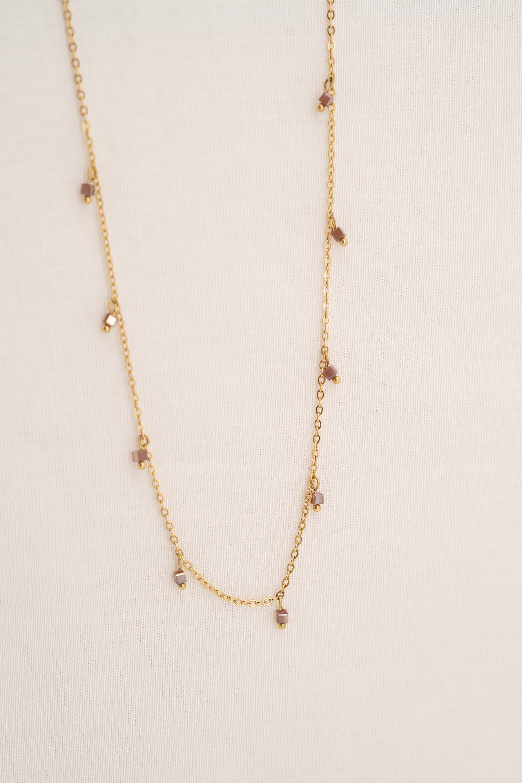 ketting met steentjes amber