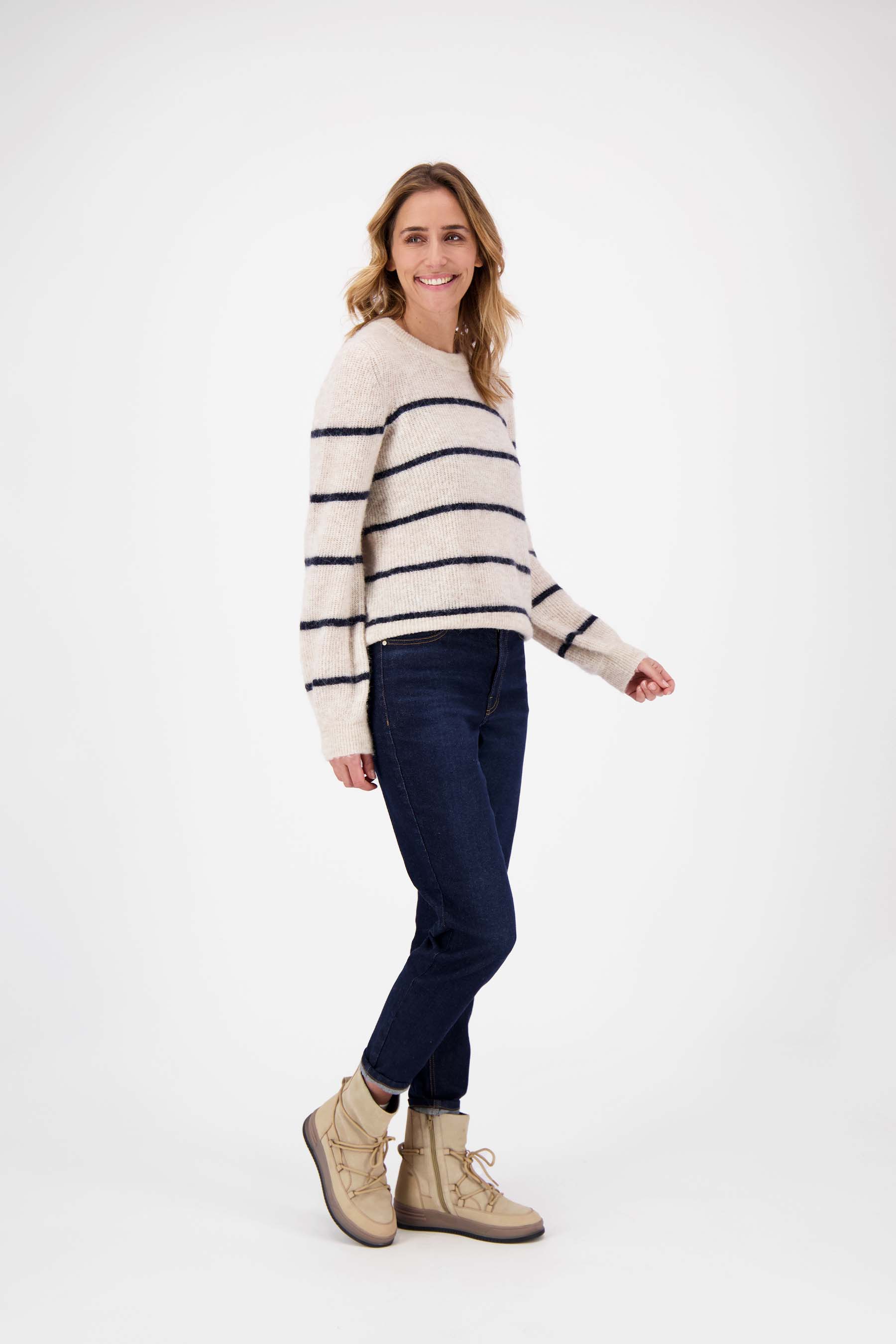 trendy mom jeans donkerblauw