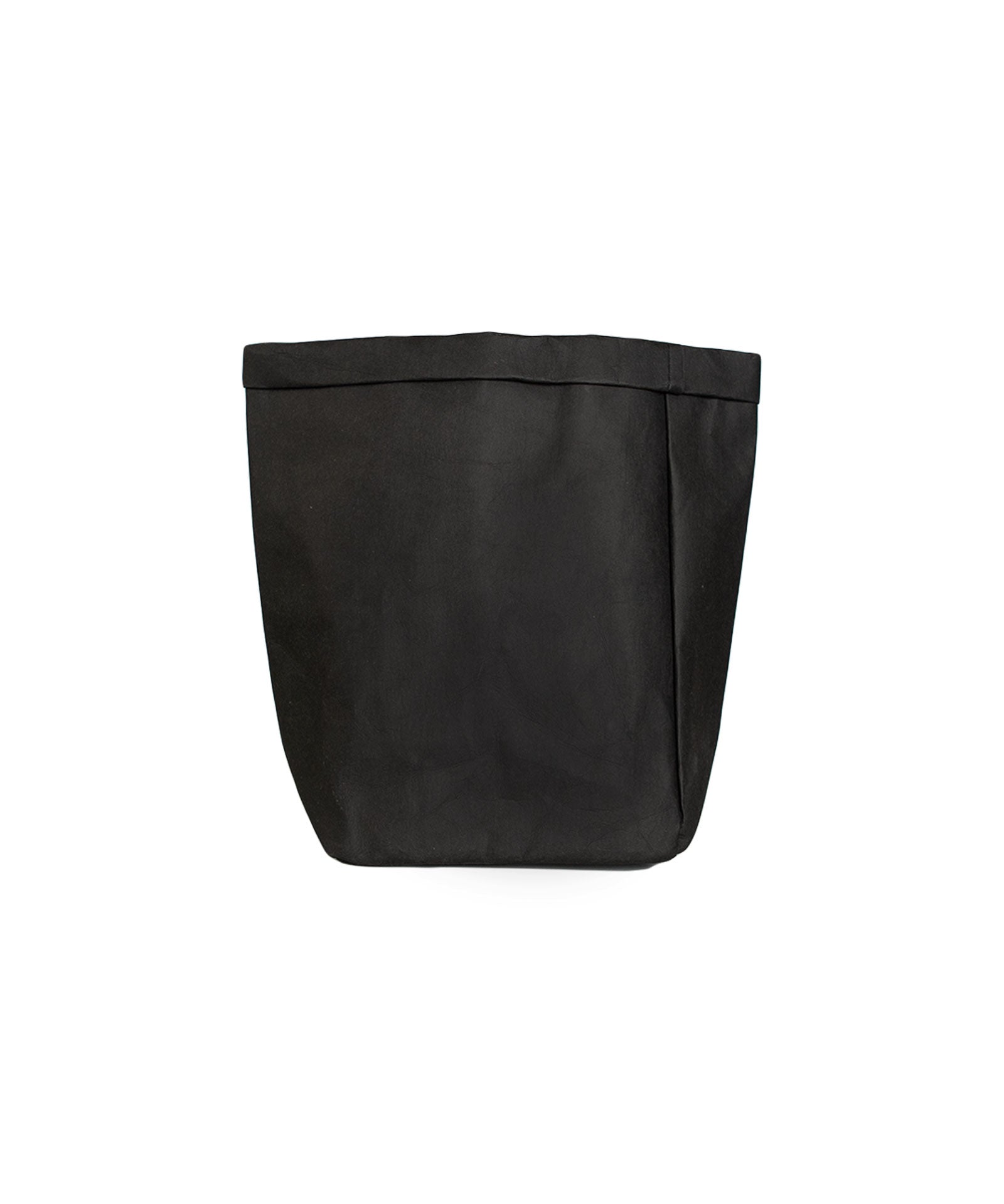 The Paper Bag, Medium
