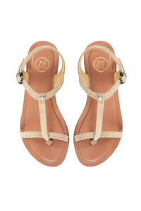 Fijne sandalen, Zand
