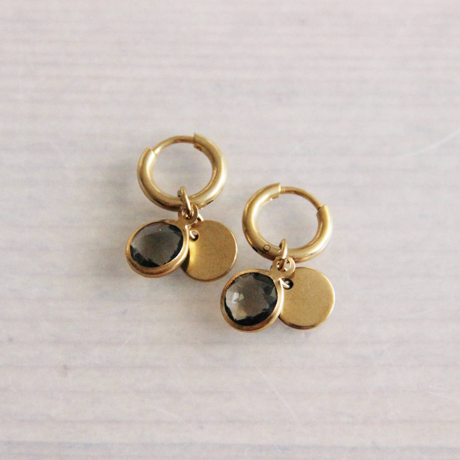 Stainless steel creoles with crystal and plate - taupe/gold