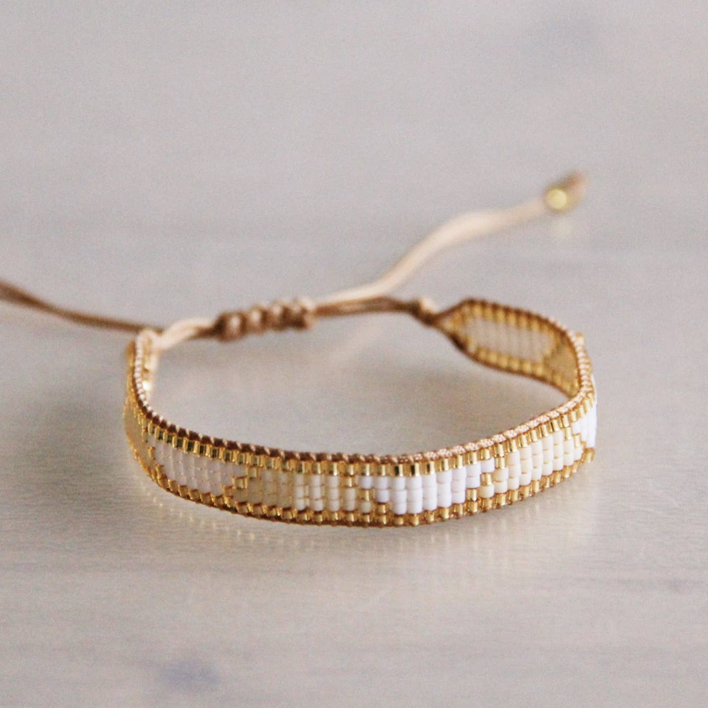 Weaving bracelet white/champagne/gold
